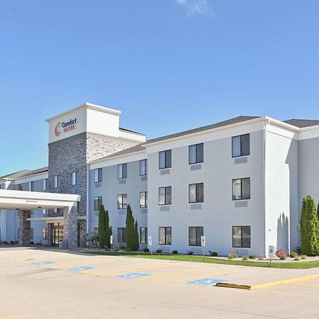 Comfort Suites Bloomington I-55 And I-74 Exterior photo